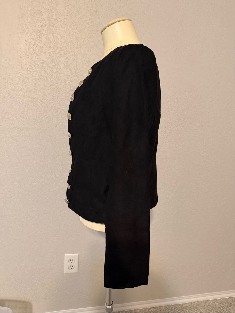 Classic Black Military-Style Women's Jacket - Picture 4 of 5